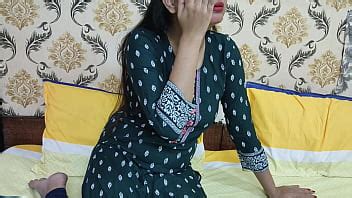 Maine Apne Sagi Bahan Ki Chut Dhongi Baba Se Malik Banvae To Rone Lagi Porn Videos LetMeJerk