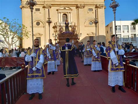 Las Im Genes Del Mi Rcoles Santo En Chiclana