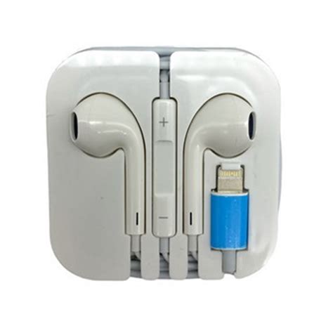 Проводные наушники EarPods Lightning Bluetooth белые купить по цене 450 ...
