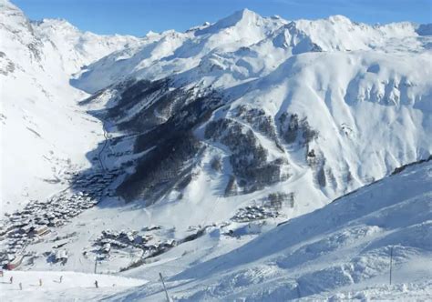 Val D Isere Skiing Snowboarding Ski Lifts Terrain Passes Maps