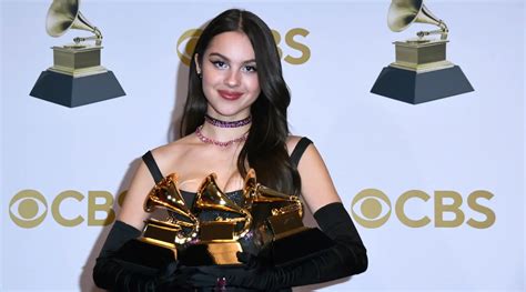 Premios Grammy 2022 La Lista Completa De Ganadores Grazia