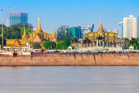 Esplorando Il Meglio Di Phnom Penh Un Tour Di Un Intera Giornata