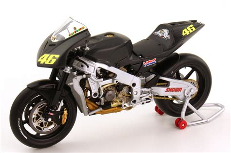 Honda Rc V Motogp Pre Season Testbike Schwarz Nr Valentino