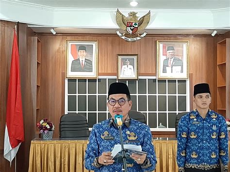 Sekda Naziarto Minta Pns Purnapraja Ipdn Jadi Pns Profesional