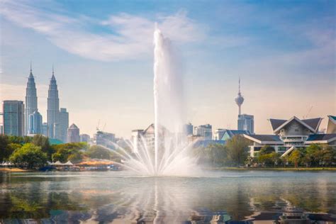 Klcc Fountain Stock Photos, Pictures & Royalty-Free Images - iStock