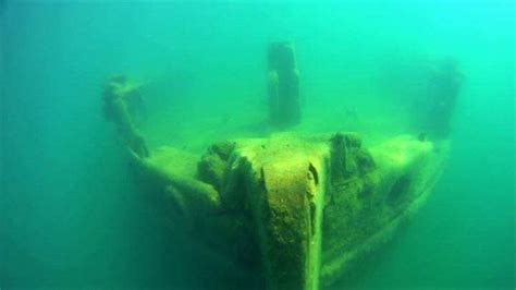 Explore The Depths Of Lake Superior On This Glass Bottom Shipwreck Tour In 2022 Lake Superior