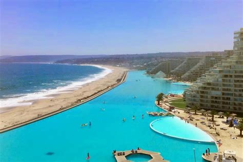 The World's Largest Swimming Pool Is Almost Unbelievable — Saturn Pool ...