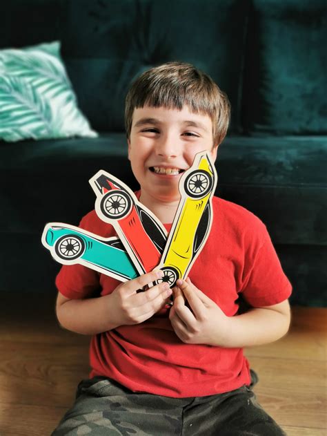 Samochód wyścigowy Grafika nr Półka na samochodziki Hot Wheels W deche pl