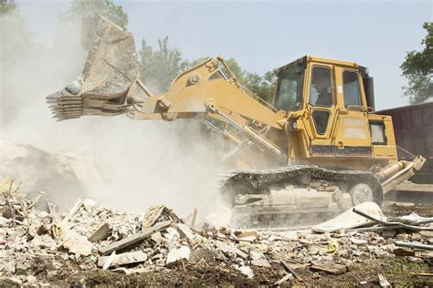 What to Expect During Debris Removal