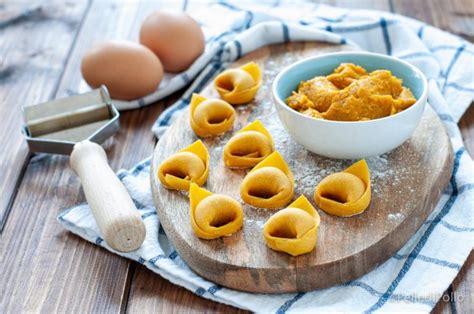 Tortelli Di Zucca Alla Mantovana Ricetta Di Famiglia Semplice E Gustosa