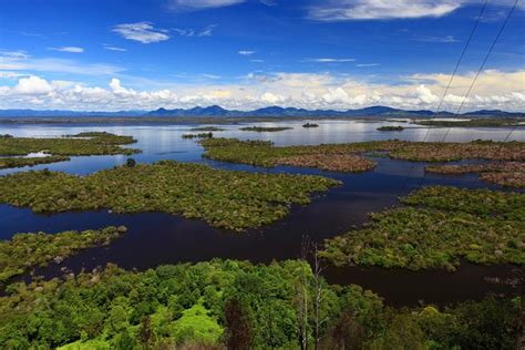 Danau Terbesar Di Indonesia Dan Letaknya Seru Menarik