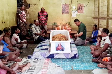 Pj Bupati Mappi Melayat Ke Korban Pertikaian Komitmen Bersama Hidup