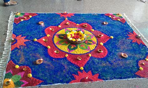 9 Best Holi Rangoli Designs and Patterns with Pictures