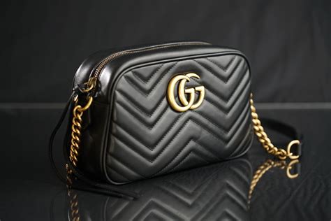 gucci pictures hd   images  unsplash