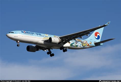 Hl Korean Air Airbus A Photo By Douwe C Van Der Zee Id