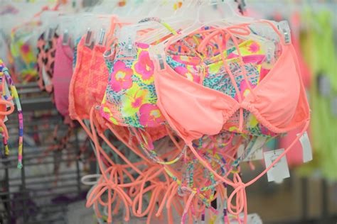 Bikini Model Mocked For Claiming She S Too Good Looking To Find Love Fox News