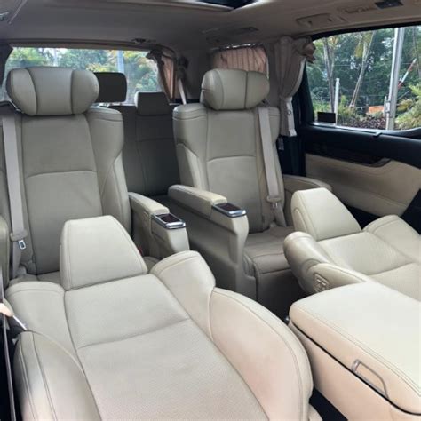 Focus Motor Group Toyota Alphard G Atpm White On Beige