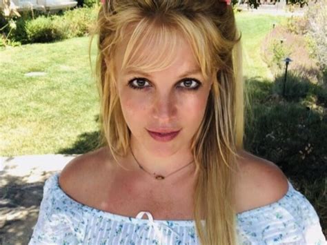 Britney Spears En Redes Sociales Desnudos Y Salidas A Cenar As