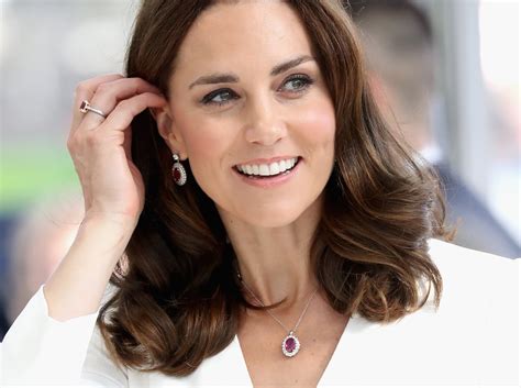 Kate Middletons New Jewelry 2018 Popsugar Fashion