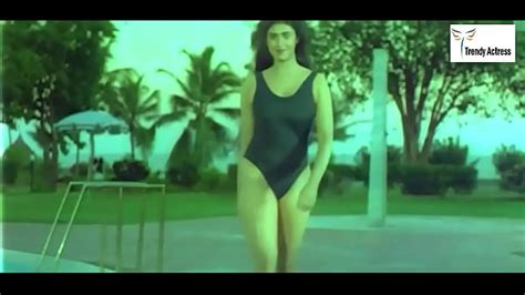 Vidéos maillot de bain XVIDEOS