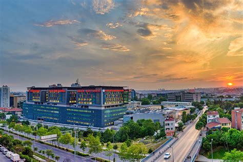 Taşcıoğlu Şehir Hastanesi Fiziksel Tıp ve Rehabilitasyon Doktorları