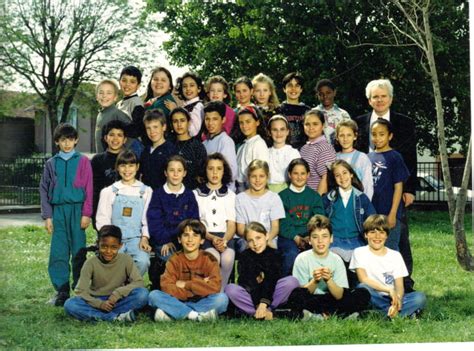 Photo De Classe Cm De Ecole Pierre Et Marie Curie Copains D Avant