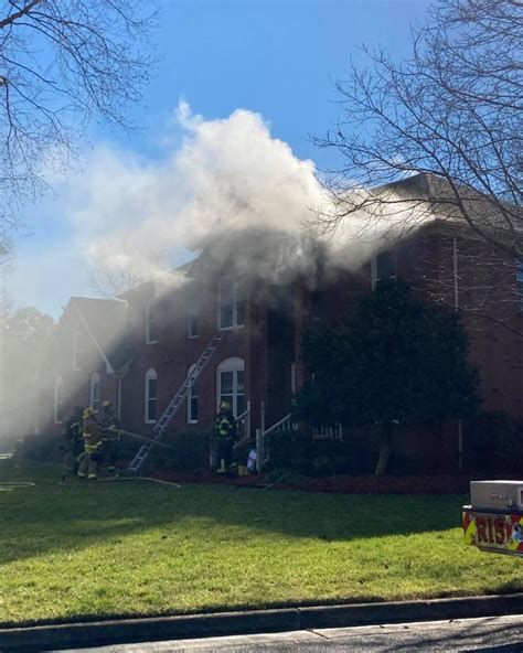 Crews Respond To 2 Story Residential Fire In Chesapeake