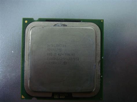 Двухъядерный процессор Intel Pentium D935 S775 3,2GHz 4M кеш. процессоры