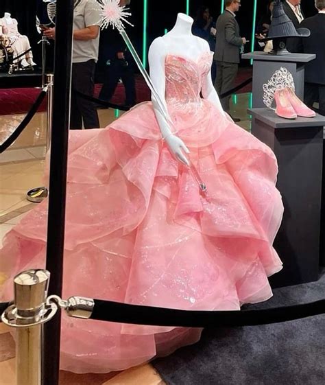 Glinda Costume In 2024 Glinda Costume Pink Bubble Dress Bubble Dress