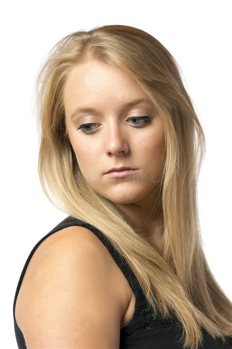 Portrait D Une Fille Blonde Triste Avec Des Yeux Bleus Image Stock Image Du Isolement Joyeux