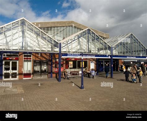 Blackpool North Railway Station Stock Photo - Alamy