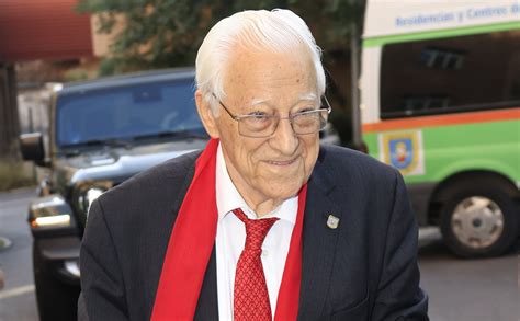 El Padre Ángel ingresado en un hospital de Madrid a los 86 años