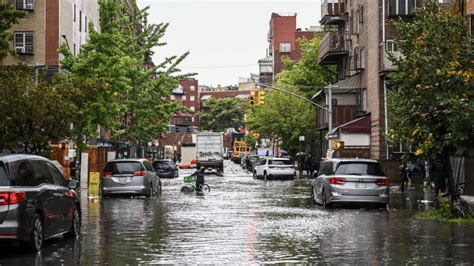 Nueva York Declara El Estado De Emergencia Por Lluvias Torrenciales