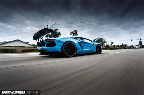 Fond Décran Véhicule Bleu Lamborghini Aventador Voiture De Sport