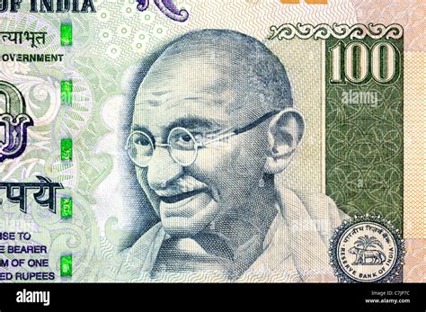 Indian 100 rupee note hi-res stock photography and images - Alamy