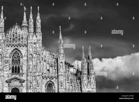 Milan Cathedral Black And White Stock Photos And Images Alamy