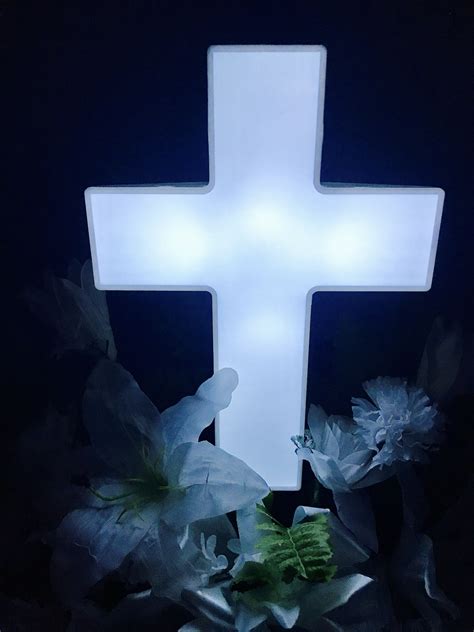 Outdoor Lighted Cross Photos