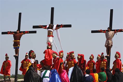 Flagellation Crucifixion Rite For Holy Week 2018 Continues In Pampanga