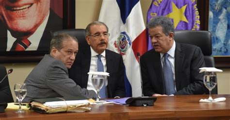 Resumen Latino Las Diferencias Entre Danilo Medina Y Leonel Frenan