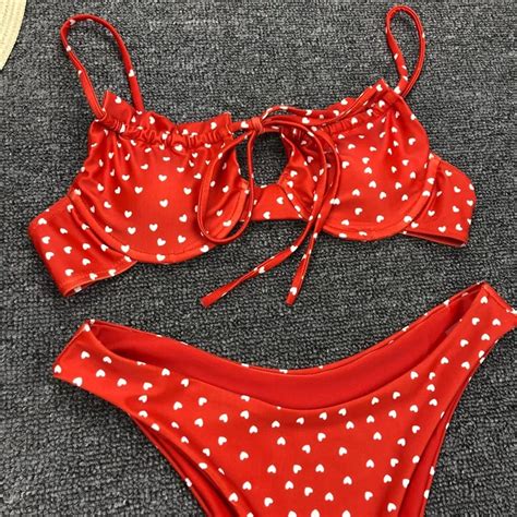 2019 Sexy 2 Pieces Key Hole Swimsuit Low Rise Mini Micro Bikini Polka Dot Extreme Sexy Beach