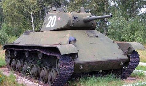 Pin on Tanks WW II ( photo)