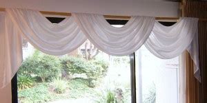 20 Beautiful Swag Valance Patterns to Sweeten Your Interior