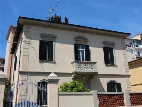 Vendita Appartamento In Villa In Via Emilio Zola Livorno Buono Stato