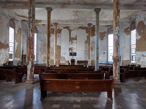 Ohio State Reformatory Chapel In Mansfield Ohio [4000x2992][oc] R Abandonedporn