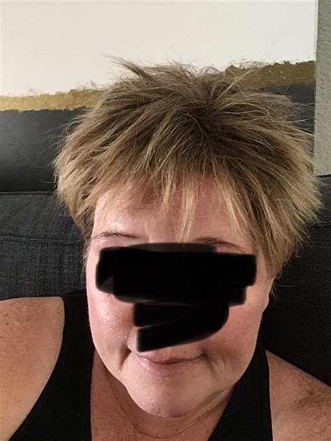 Straight Cropped Blonde Capless Best Synthetic Wigs