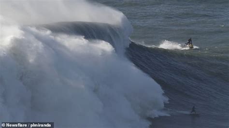 French Surfer Justine Dupont Breaks World Record For Biggest Wave