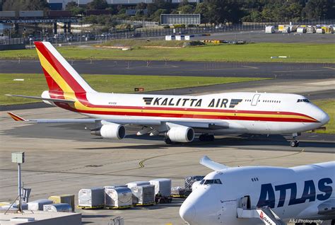 Kalitta B N Ck Sydney Airport Annette Logan Flickr