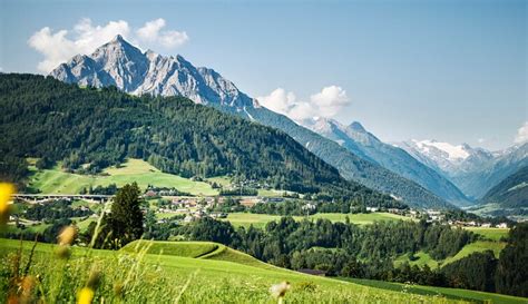 Schonberg Valle Stubaital Alpi Dello Stubai Tirolo Austria