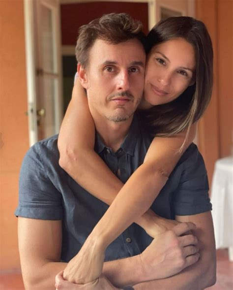 Pampita y Roberto García Moritán una historia de amor a través de las