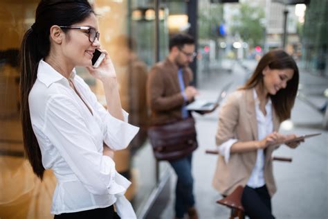 Mobile Marketing Trends: Reaching Customers on the Go